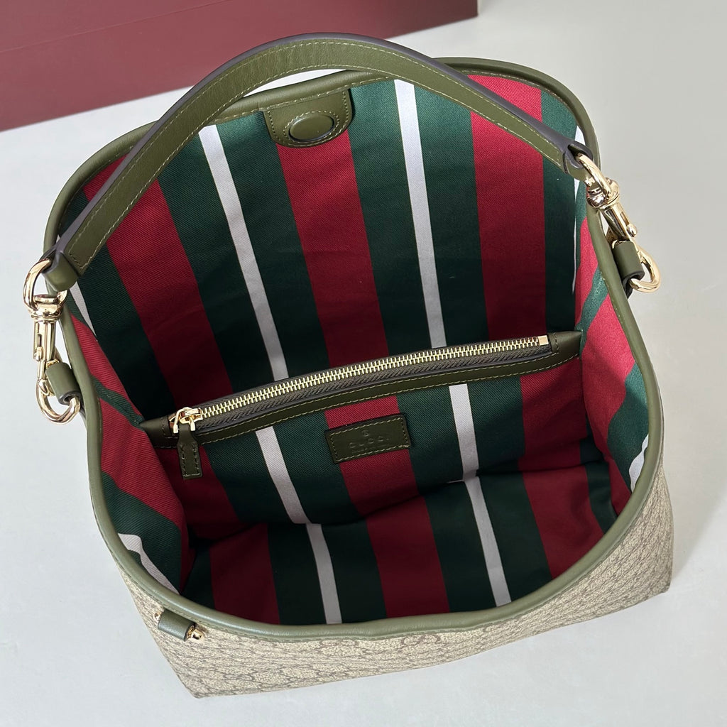 GG Emblem medium bucket bag – image 6