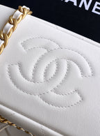 26P Quilted Leather Style Basket Bag