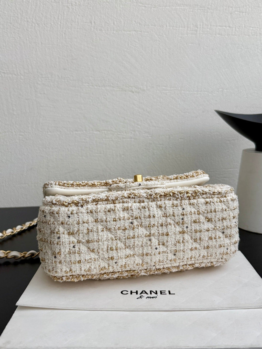 26 Tweed Flap Shoulder Bag