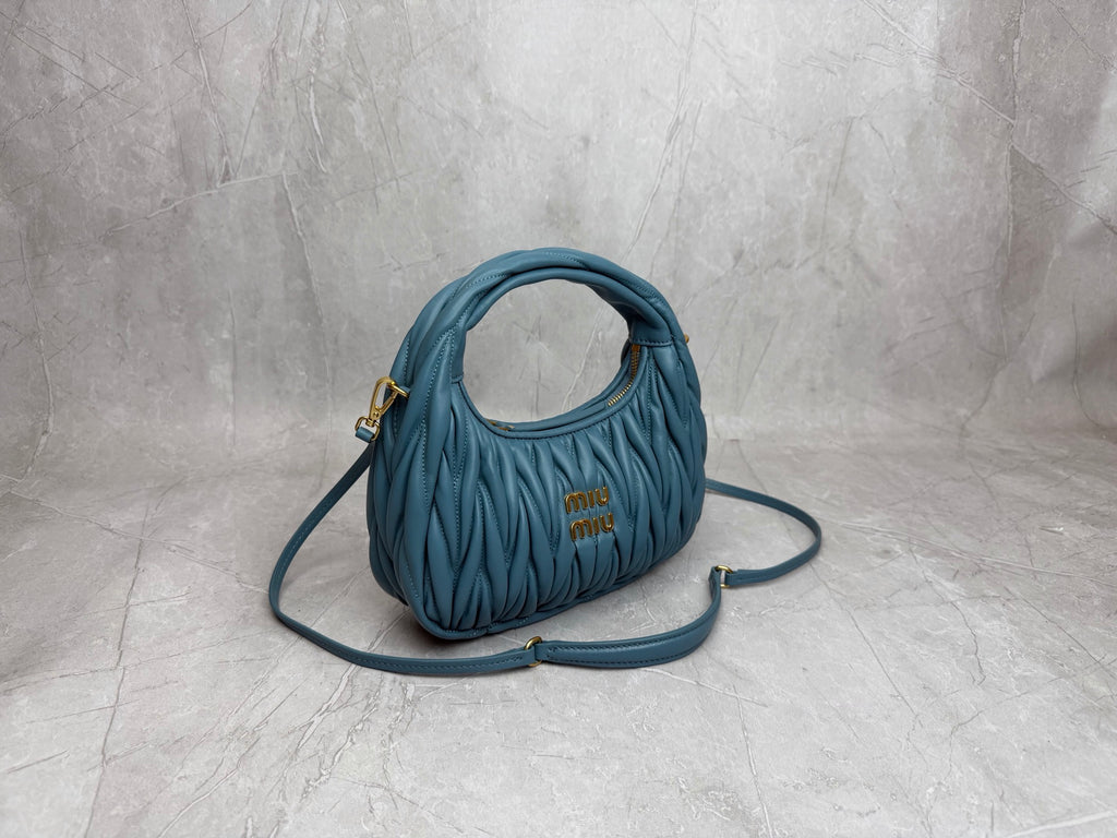 Matelassé Shoulder Bag - View 3
