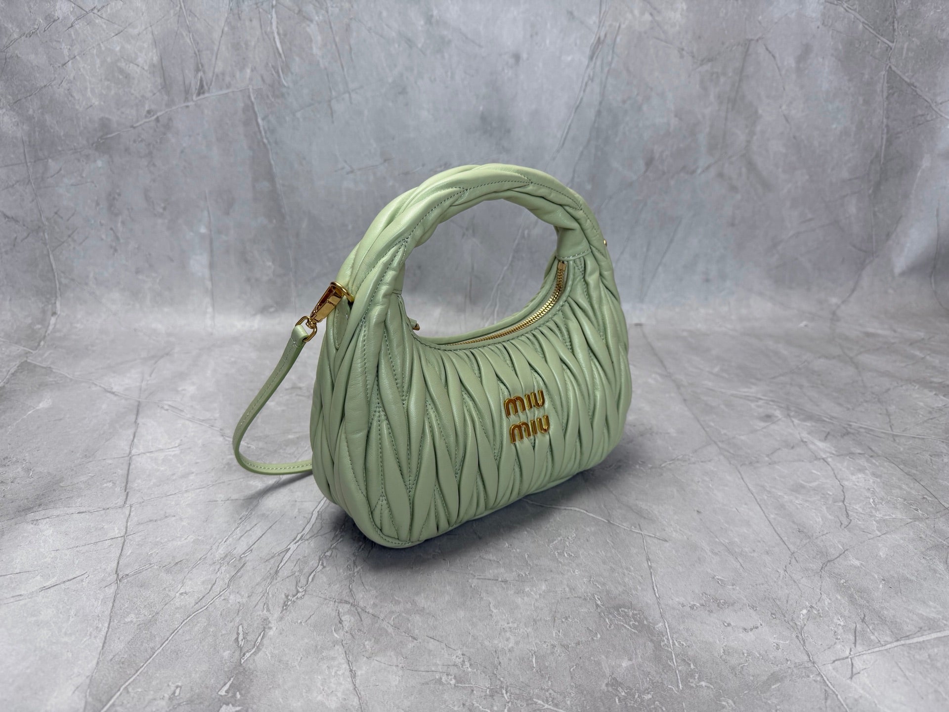 Wander Shoulder Bag - View 3