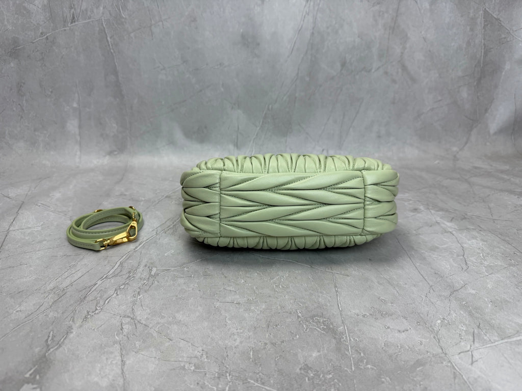 Wander Shoulder Bag - View 4