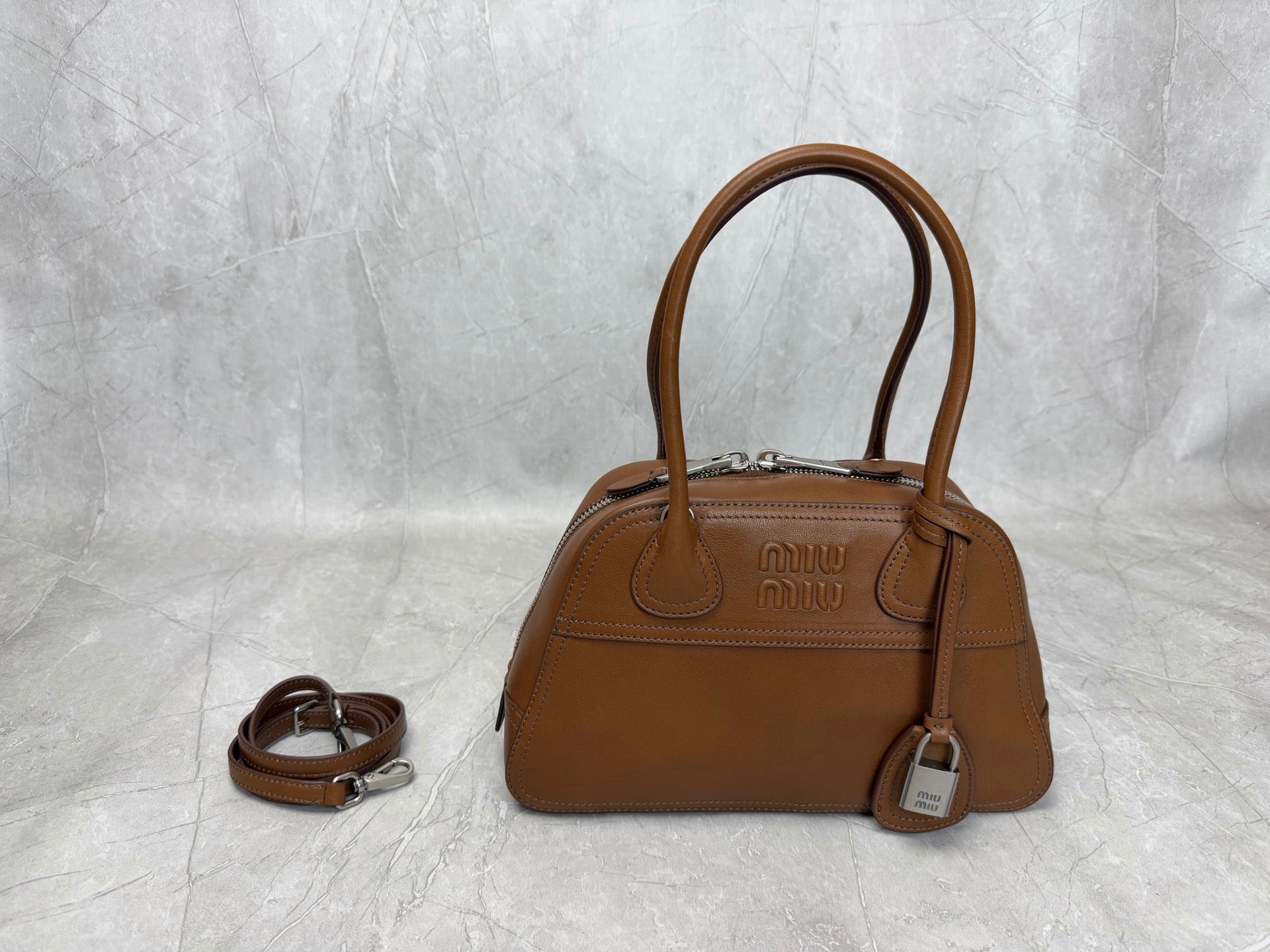 Vivant Bowling Bag - View 1