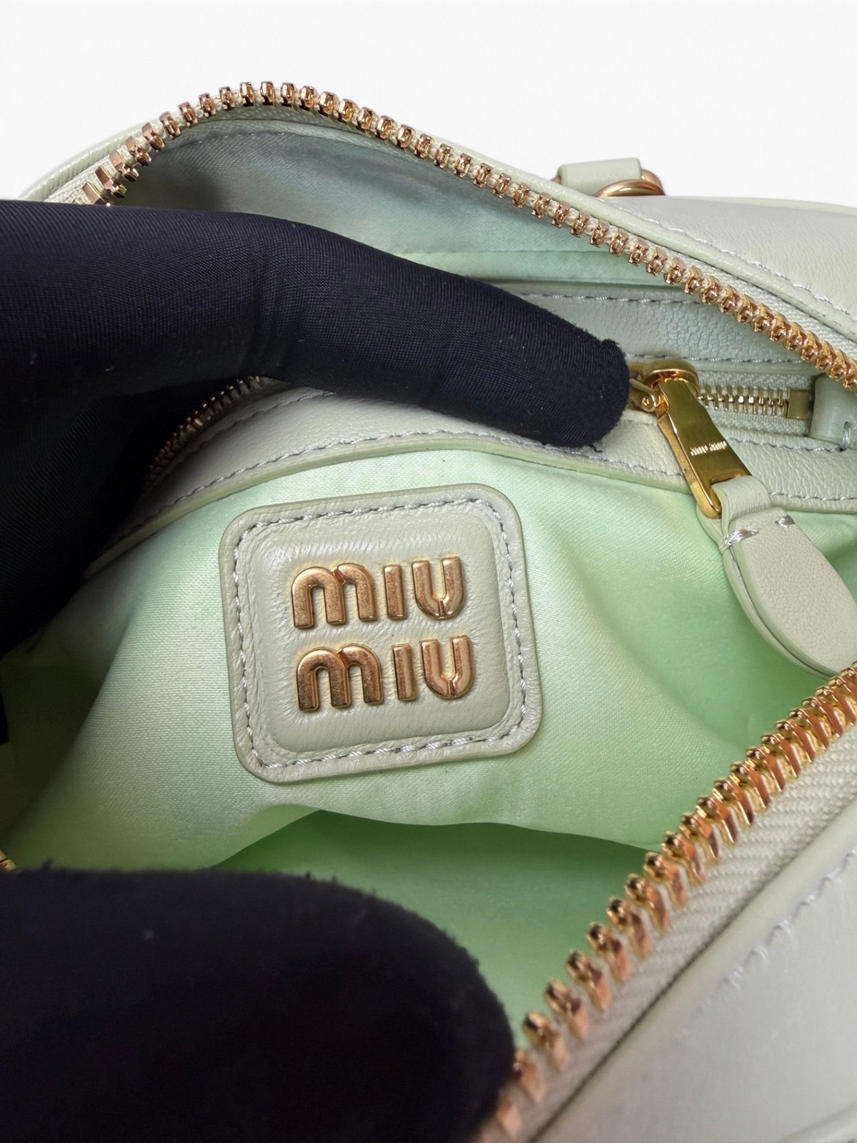 Matelassé Bowling Bag - View 9