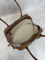 Vivant Medium Shoulder Bag - View 8