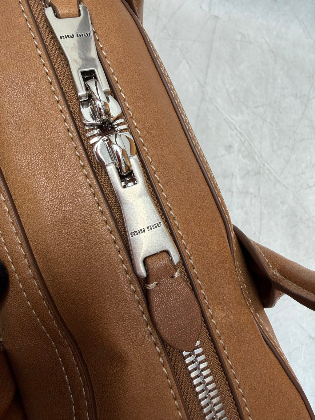 Vivant Large Shoulder Bag - View 7