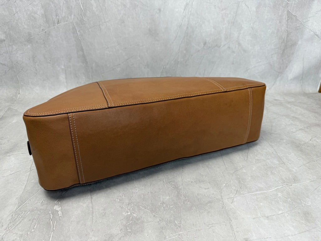Vivant Large Shoulder Bag - View 4
