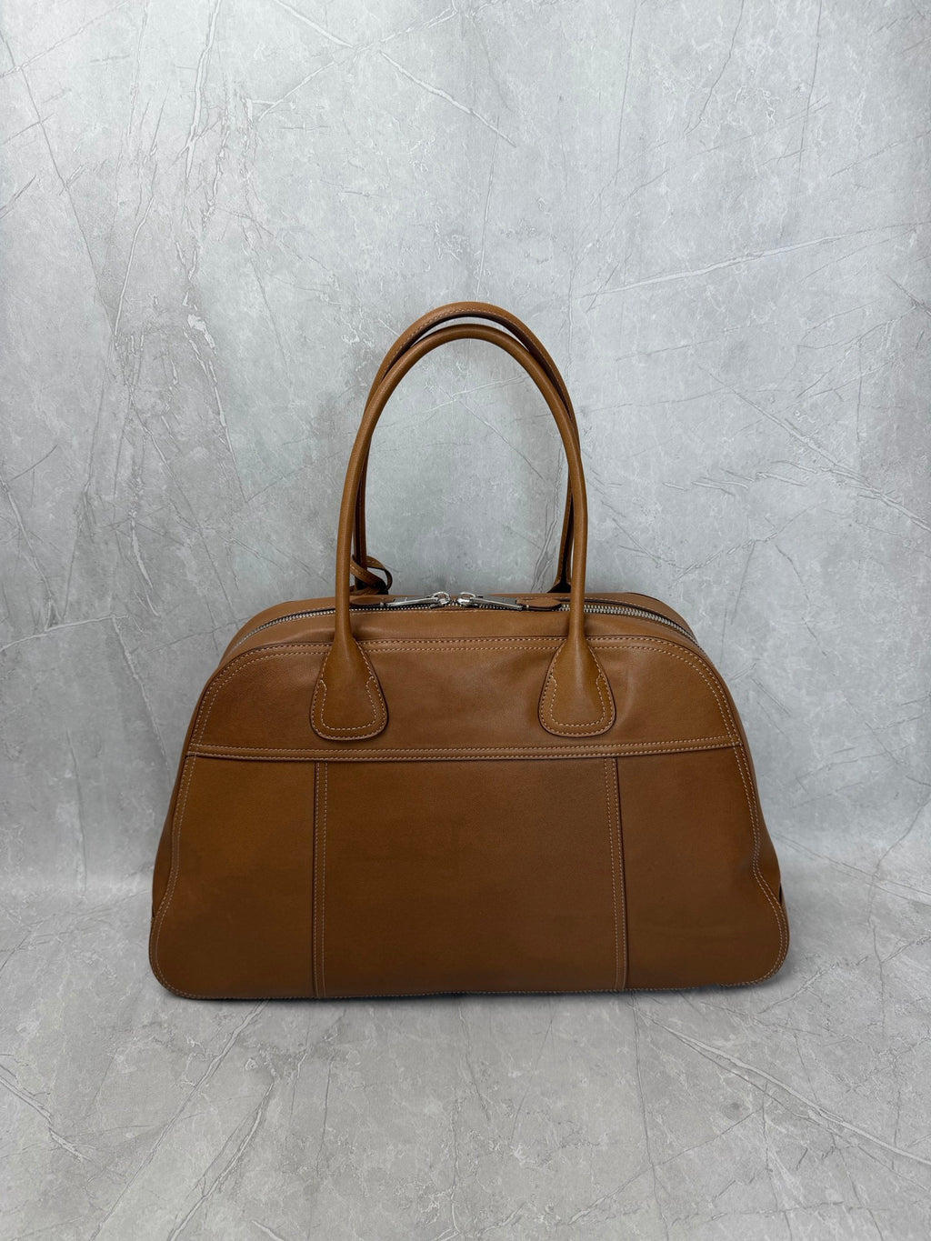 Vivant Large Shoulder Bag - View 2