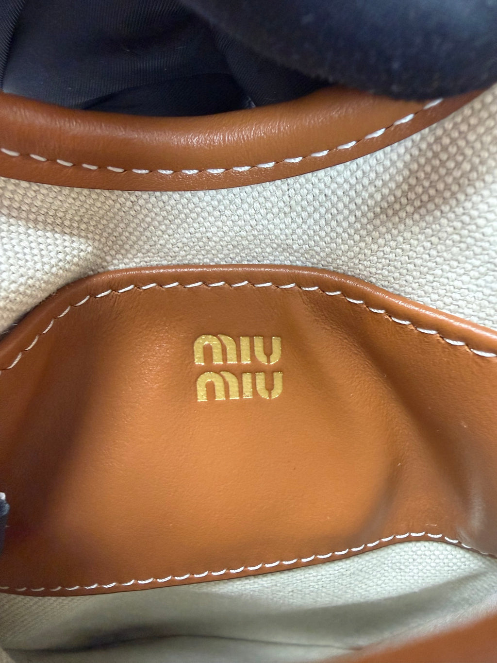 Vintage Hobo Bag - View 9