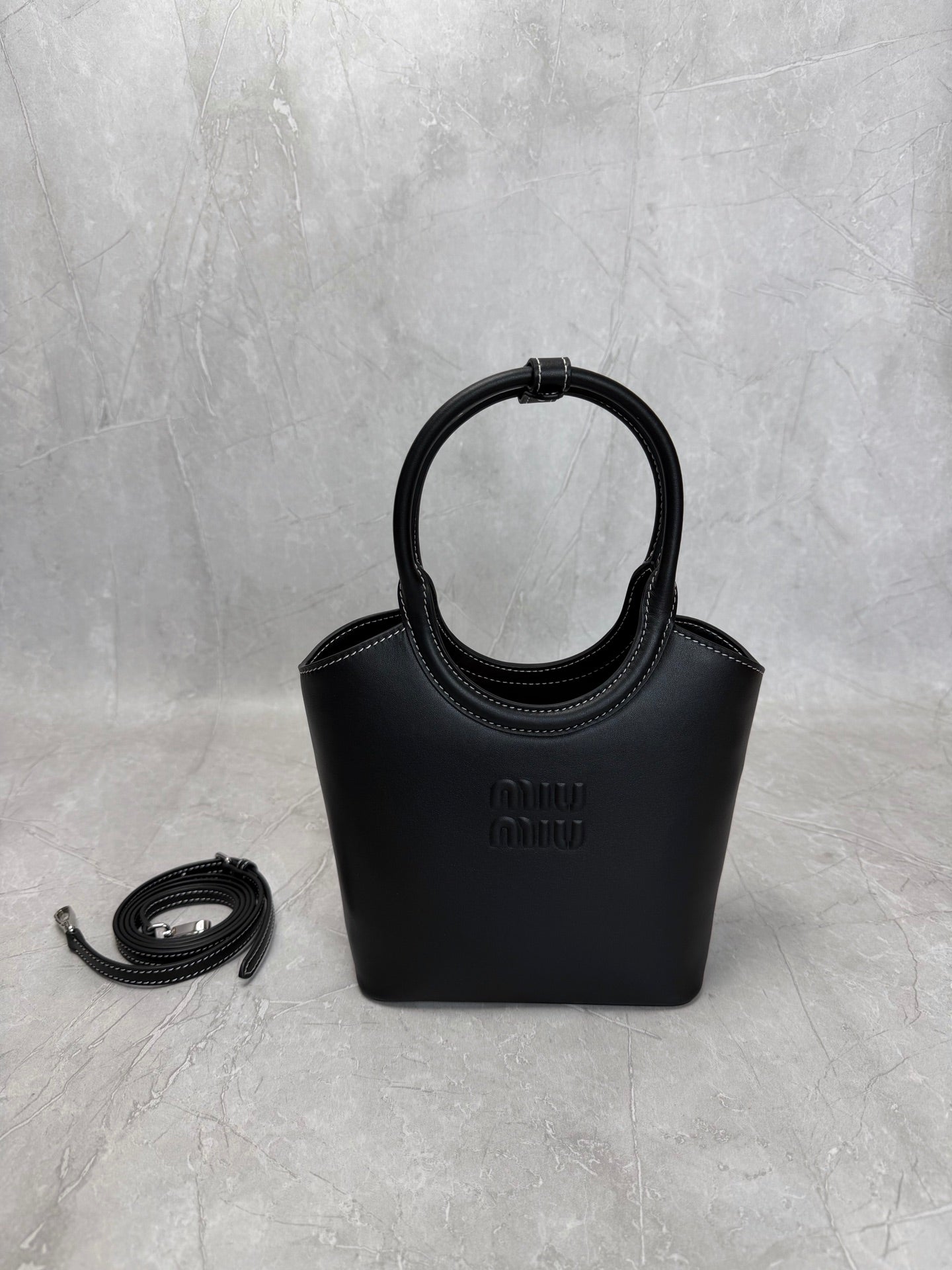 Ivy Tote Bag - View 1