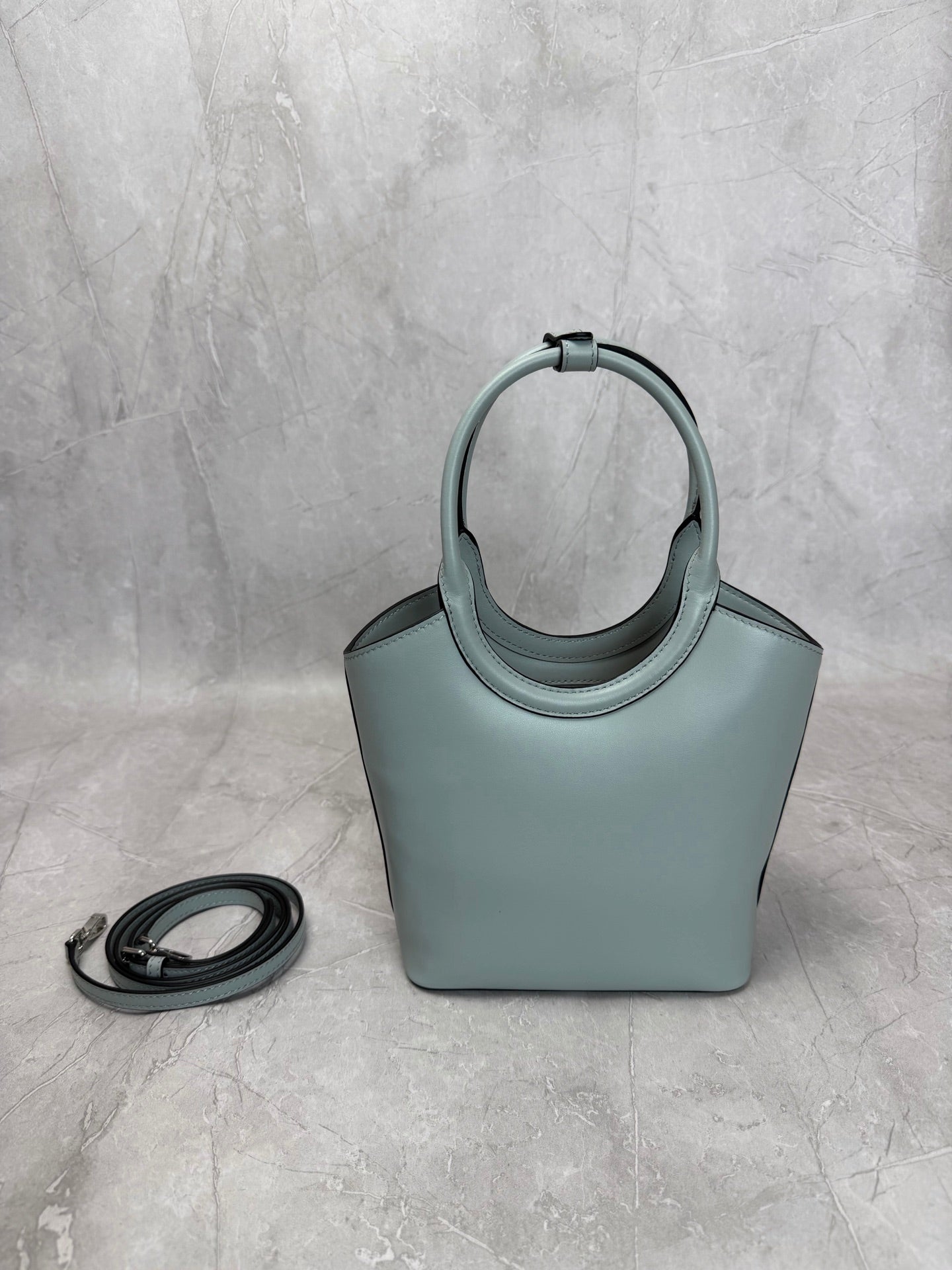 Ivy Tote Bag - View 2