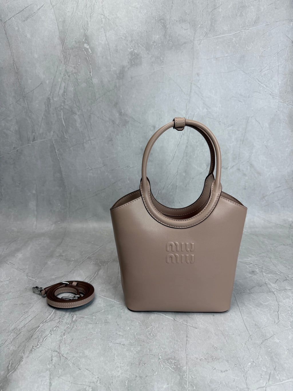 Ivy Tote Bag - View 1