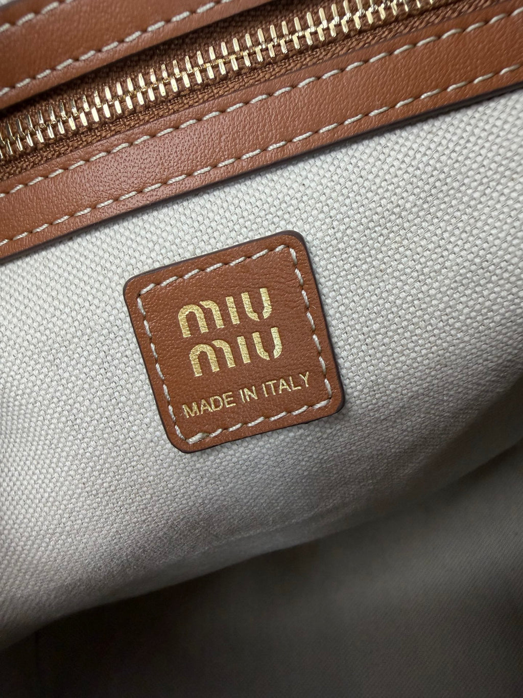 Structured Shoulder Bag - View 9