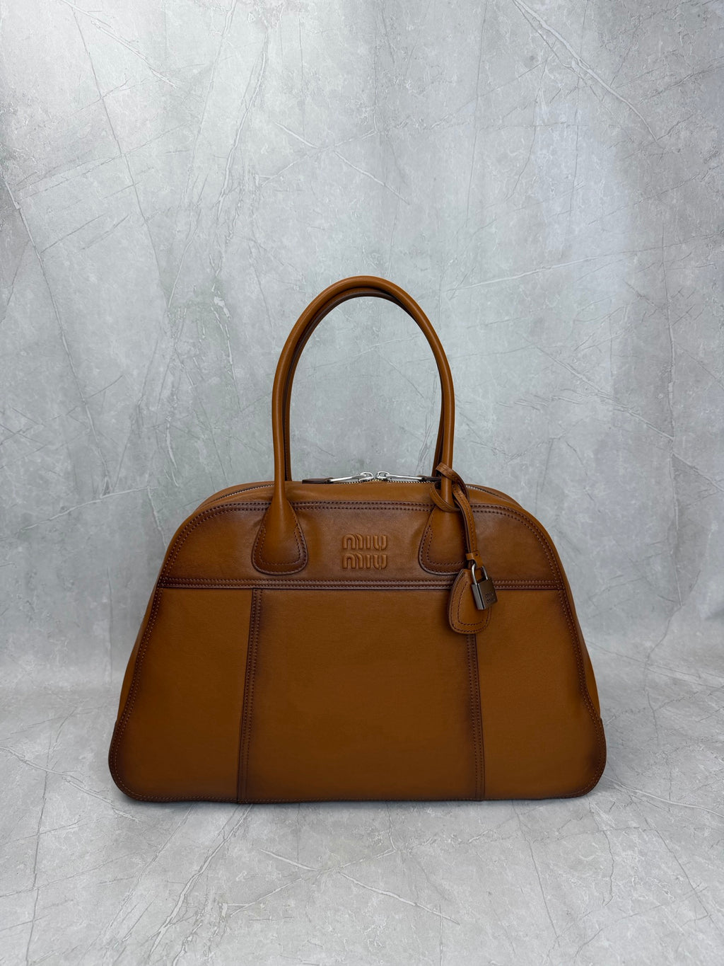 Vivant Large Shoulder Bag - View 1
