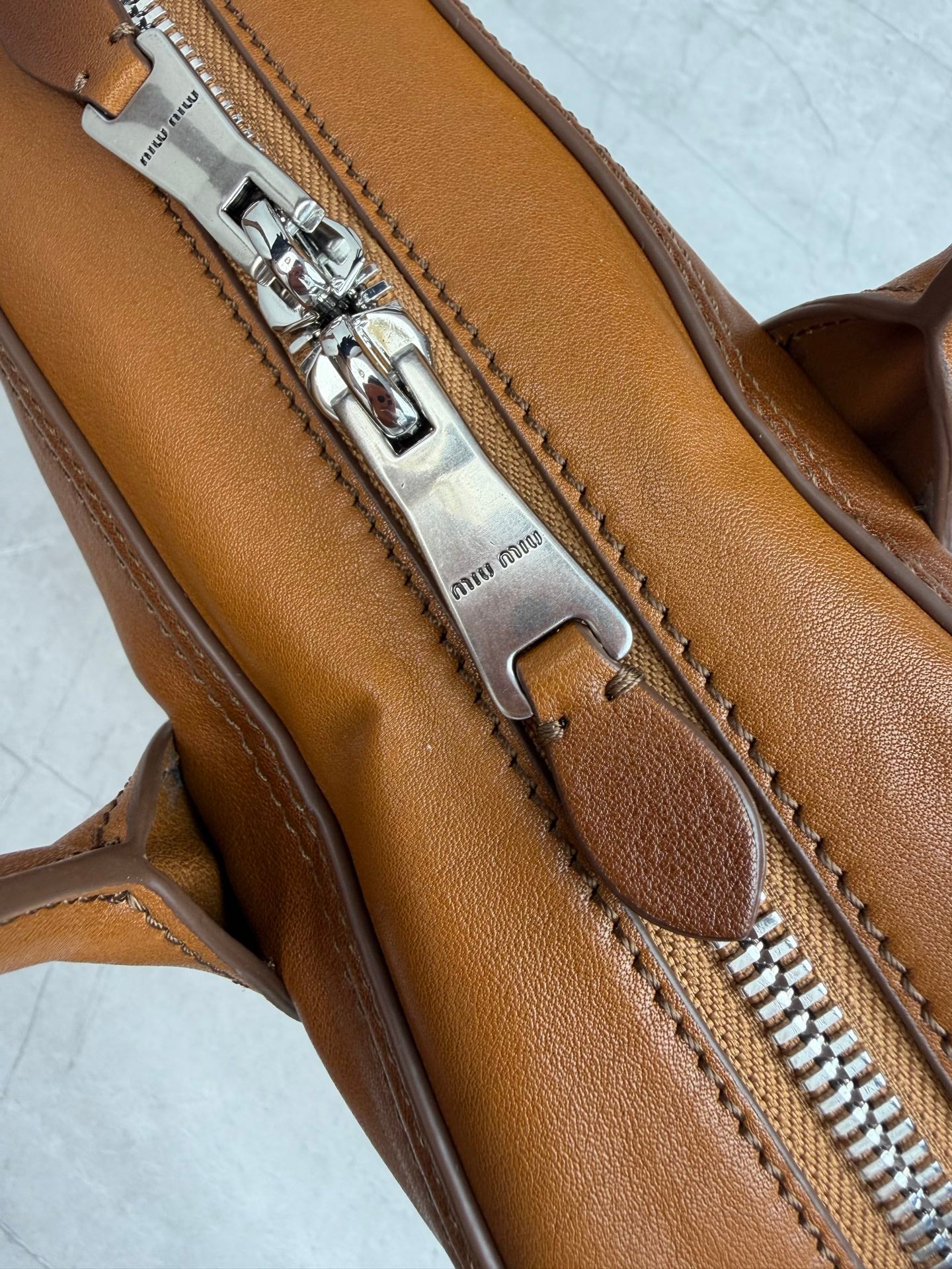 Vivant Large Shoulder Bag - View 6