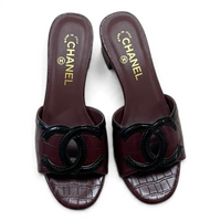 Two-Tone Double C Kitten-Heel Slide Sandals