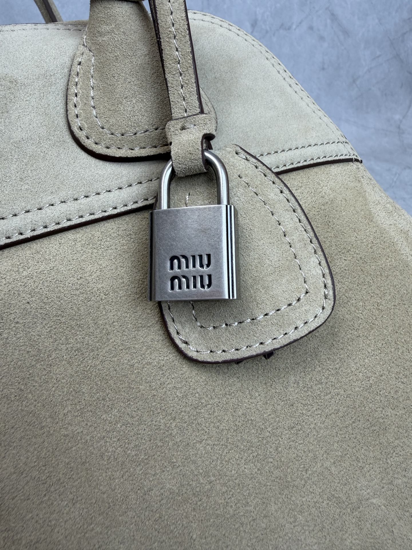 Vivant Medium Bowling Bag - View 6