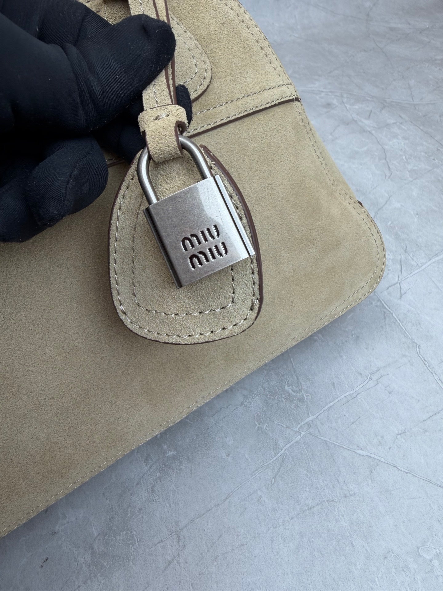 Vivant Mini Bowling Bag - View 6