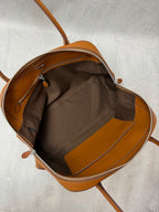 Vivant Medium Shoulder Bag - View 8