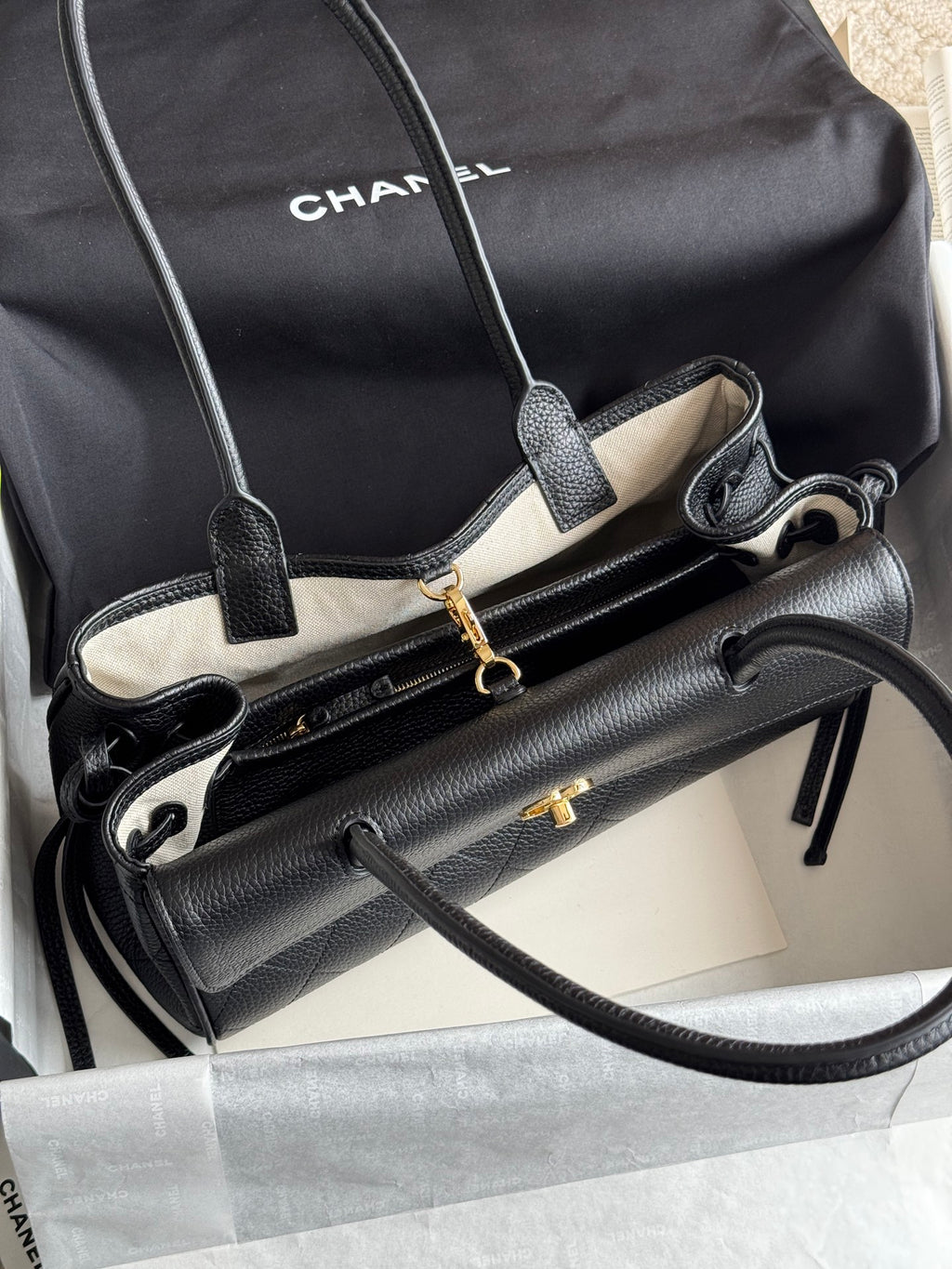 26S Small Shopping Bag in Black Grained Calfskin