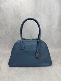 Vivant Medium Shoulder Bag