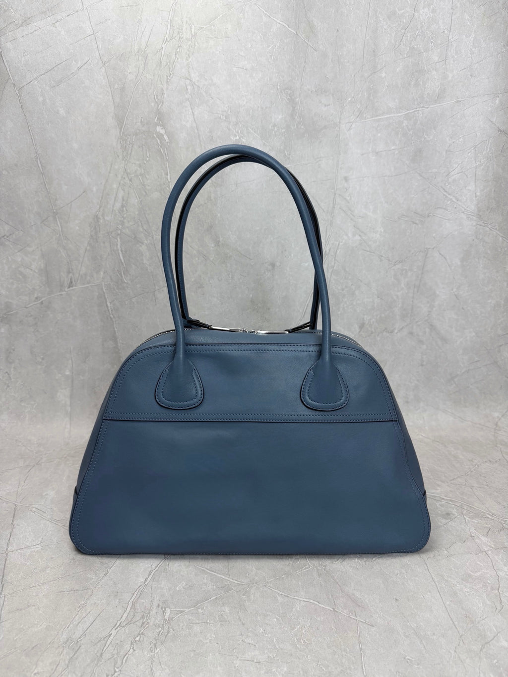 Vivant Medium Shoulder Bag - View 2