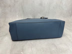 Vivant Medium Shoulder Bag - View 4
