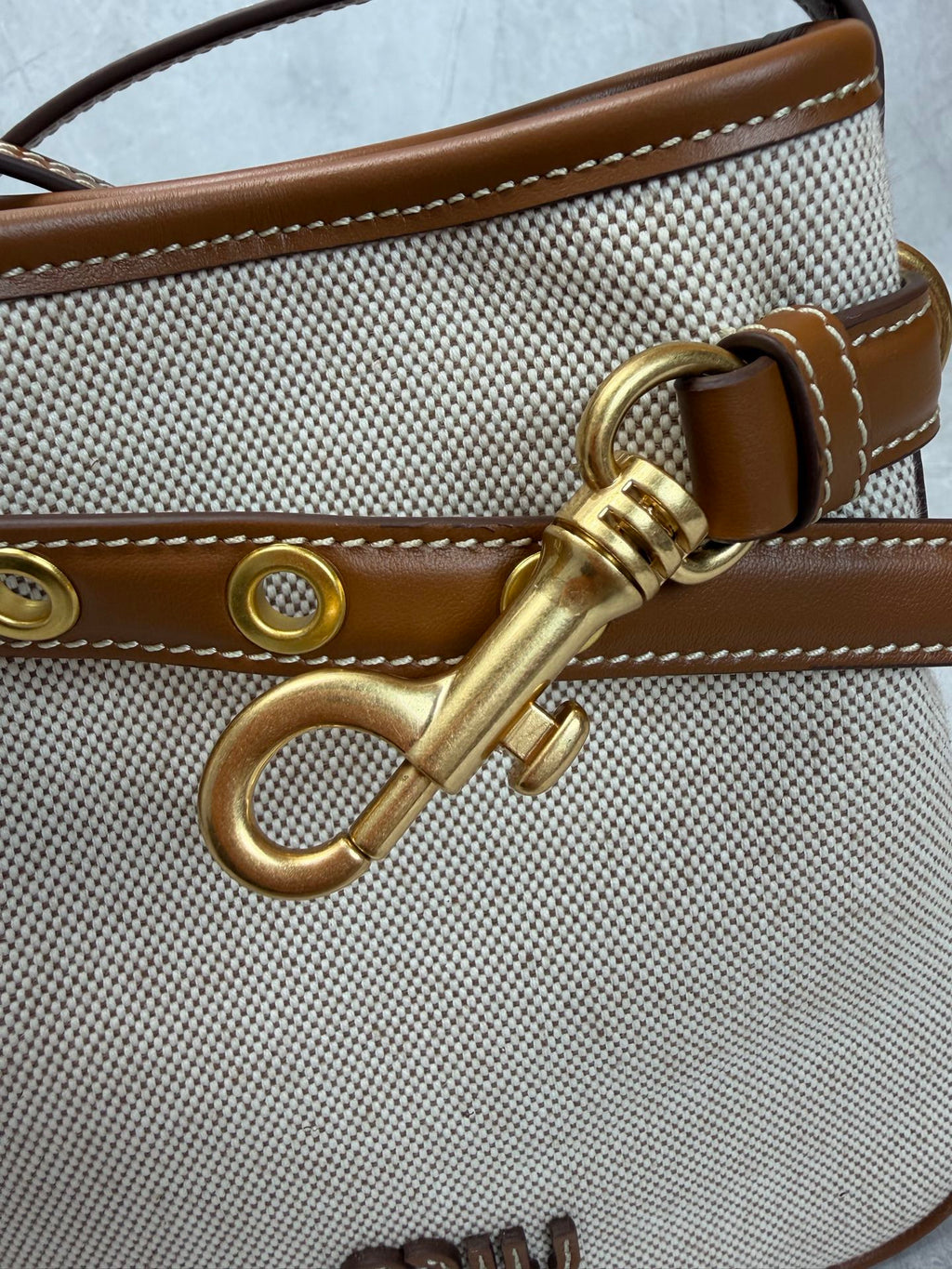 Aventure Mini Bucket Bag - View 5