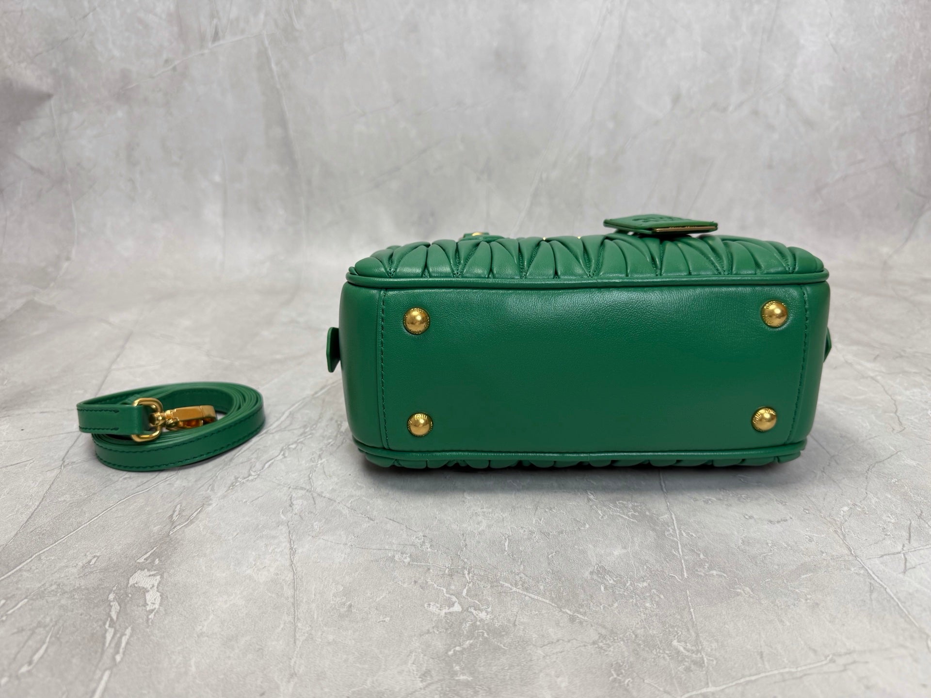 Matelassé Bowling Bag - View 4