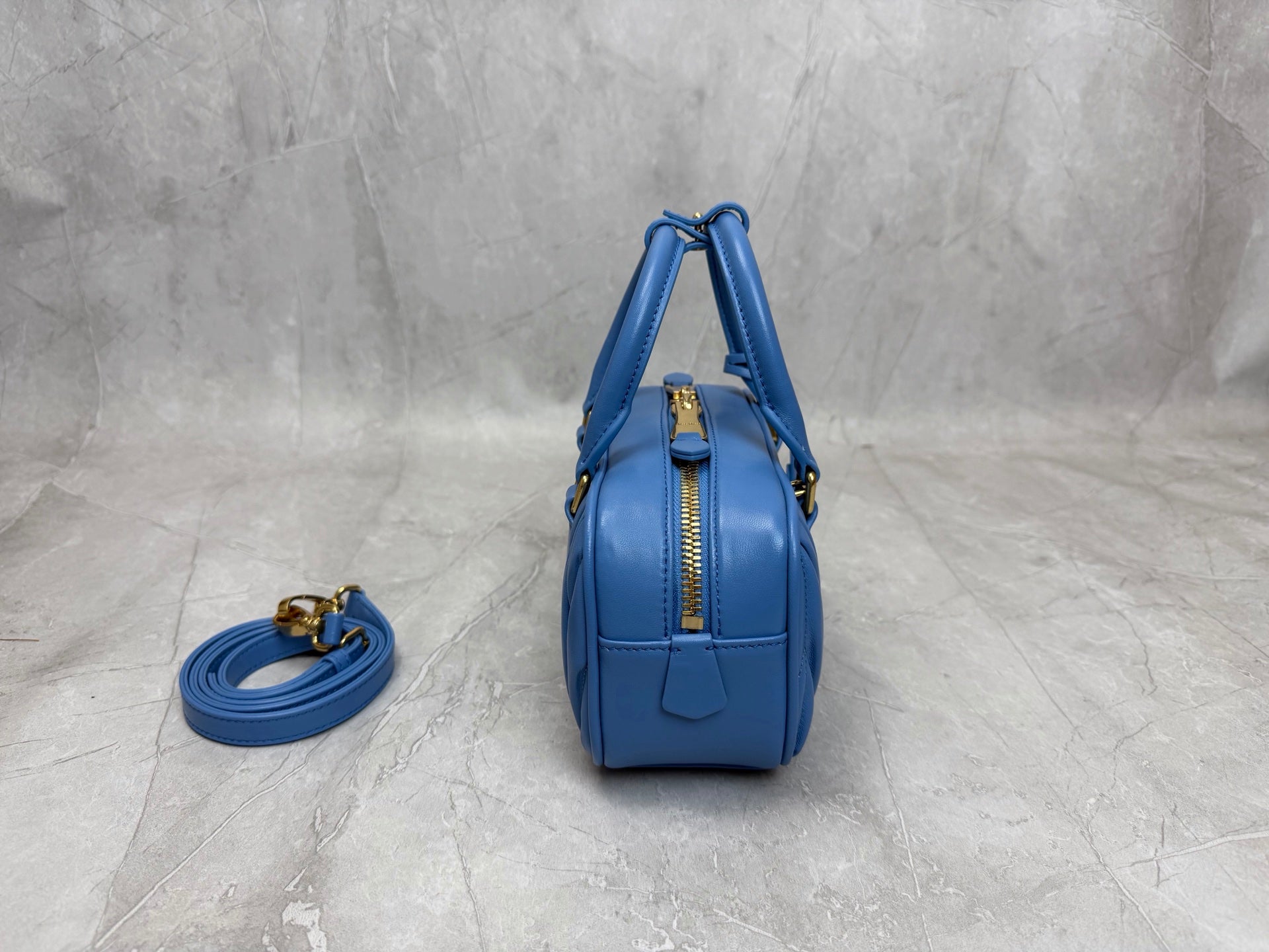 Matelassé Bowling Bag - View 4