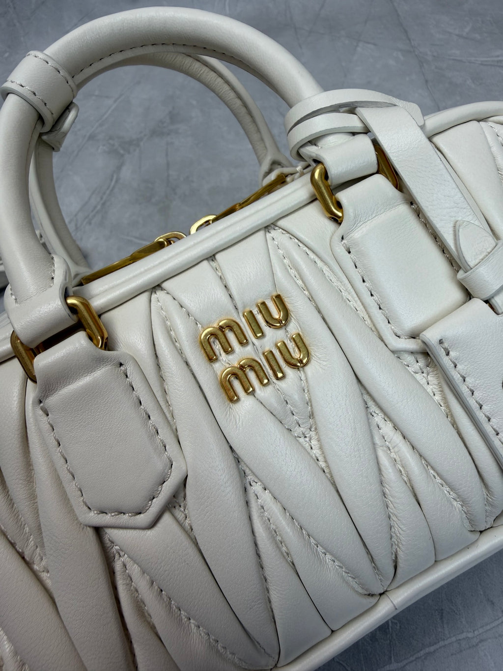 Arcadie Mini Bowling Bag - View 5