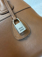 Vivant Medium Shoulder Bag - View 6