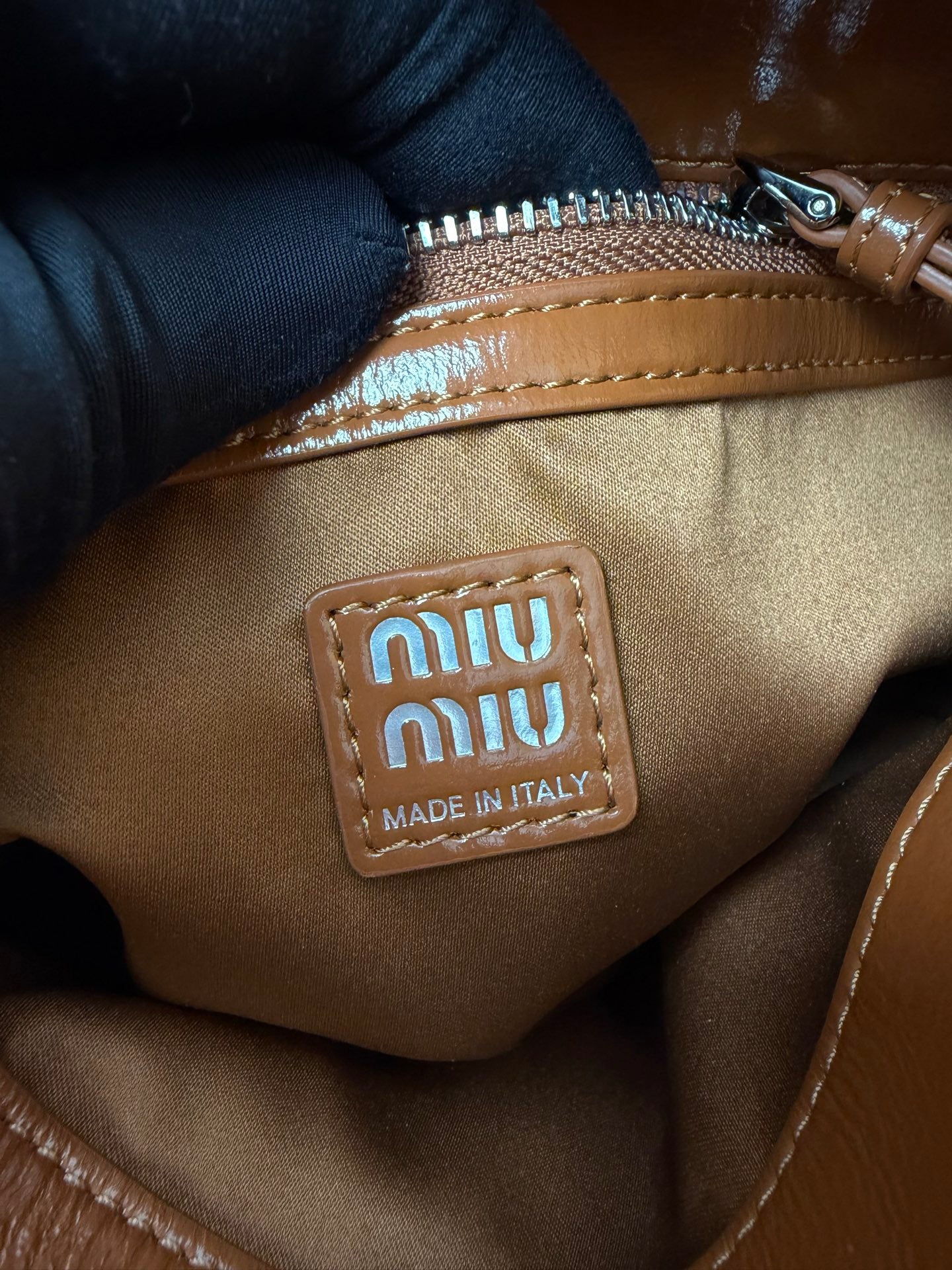 Structured Shoulder Bag - View 9