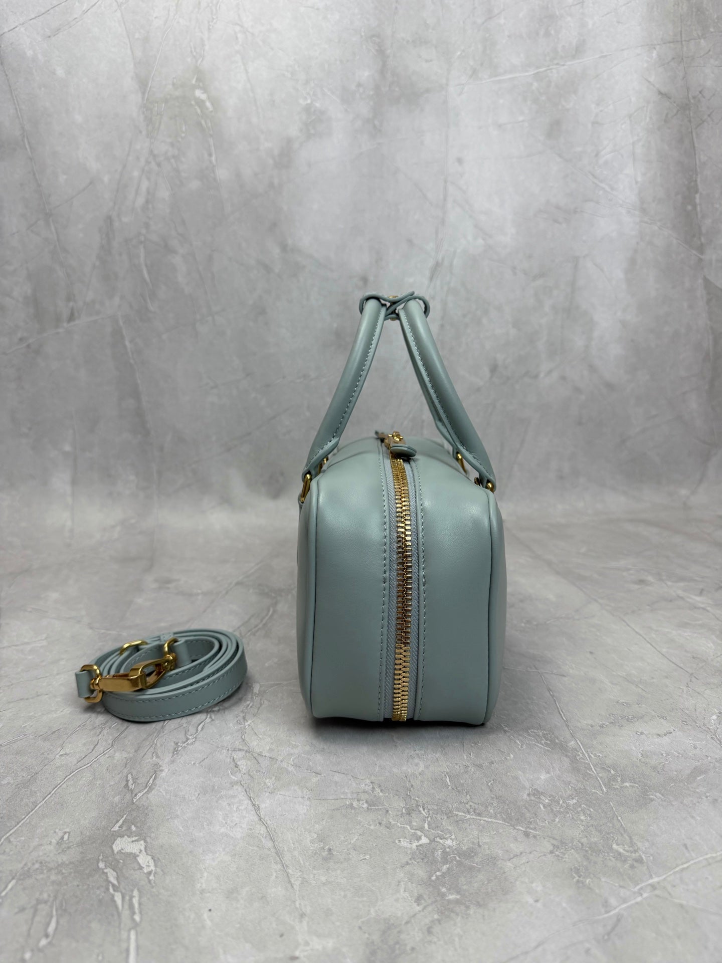 Matelassé Bowling Bag - View 4