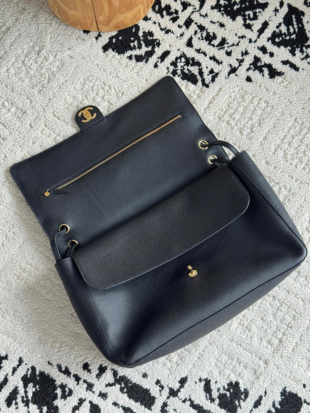 Chanel 26S CF Maxi Large Flap Bag in Black Grained Leather with Gold-Tone Hardware - Detail View 6