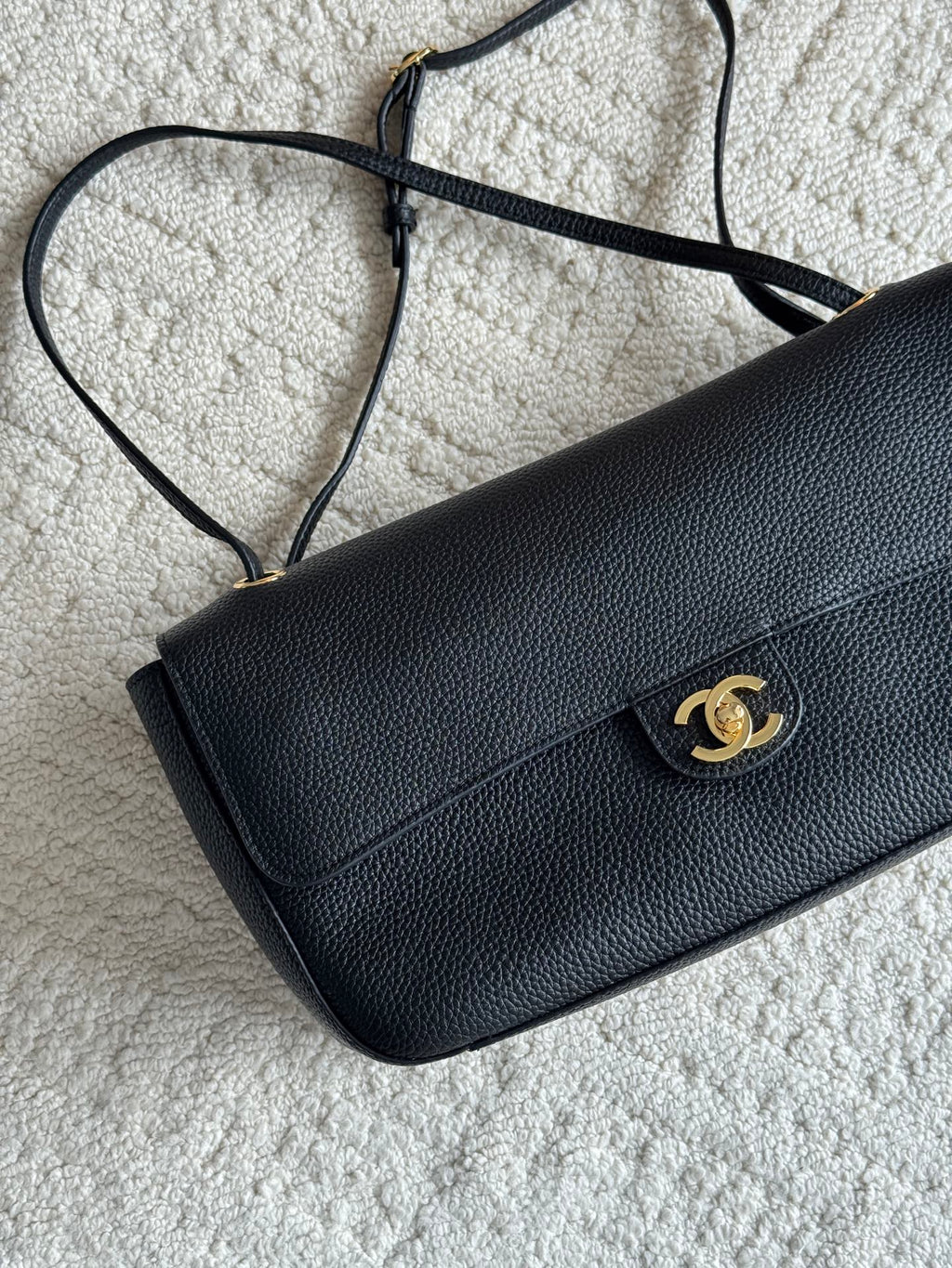 Chanel 26S CF Maxi Small Flap Bag in Black Grained Leather with Gold-Tone Hardware - Detail View 2