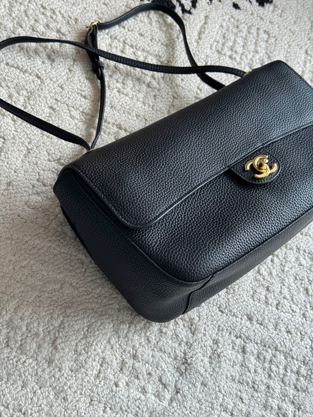 Chanel 26S CF Maxi Small Flap Bag in Black Grained Leather with Gold-Tone Hardware - Detail View 3