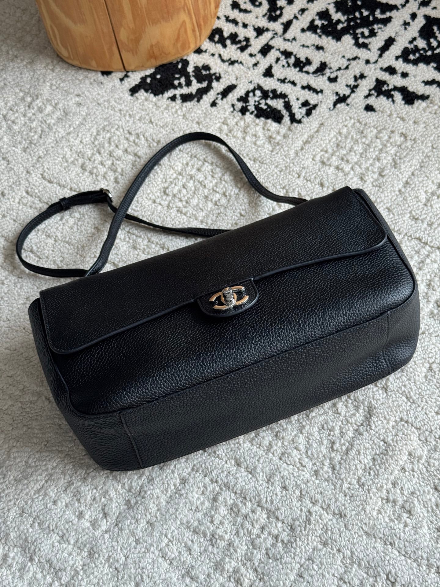 Chanel 26S CF Maxi Small Flap Bag in Black Grained Leather with Silver-Tone Hardware - Detail View 3