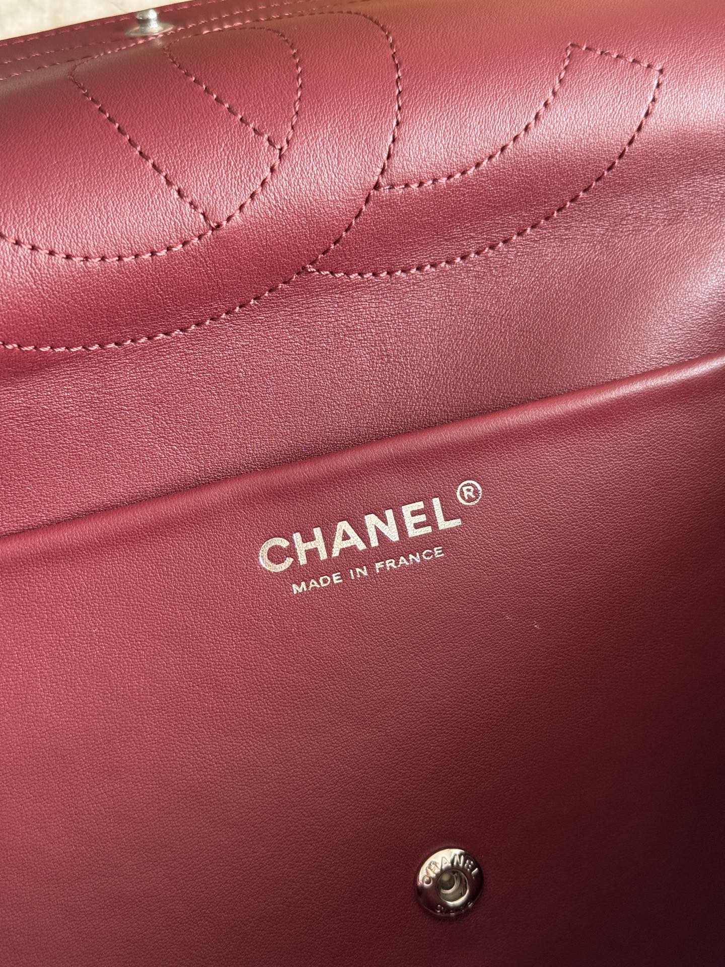 Chanel 26S CF Maxi Small Flap Bag in Black Grained Leather with Silver-Tone Hardware - Detail View 9