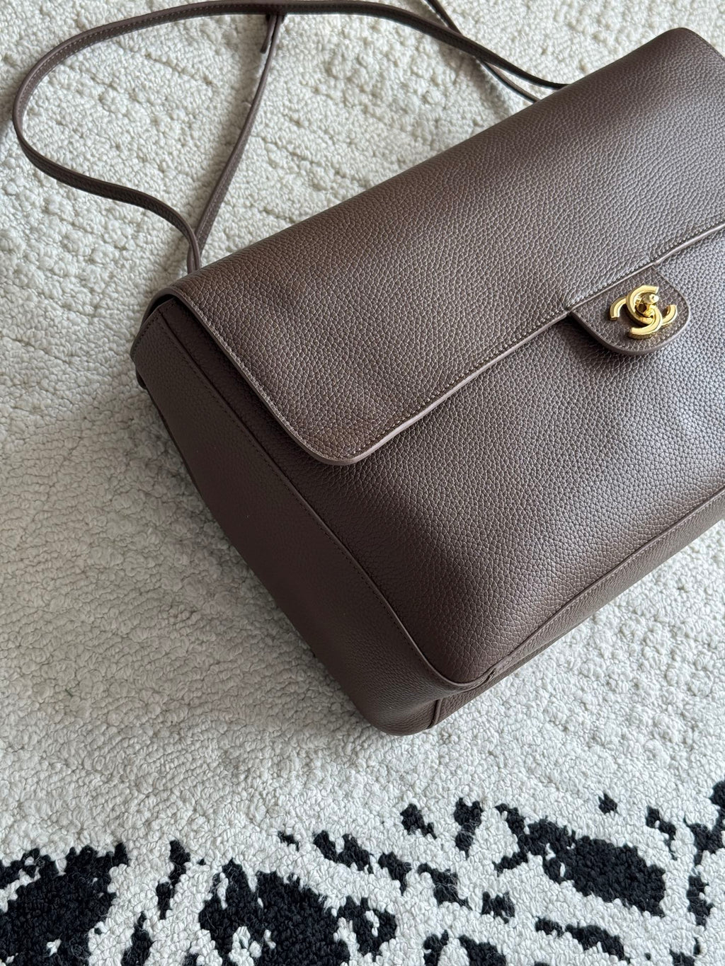 Chanel 26S CF Maxi Large Flap Bag in Taupe Grained Leather with Gold-Tone Hardware - Detail View 2