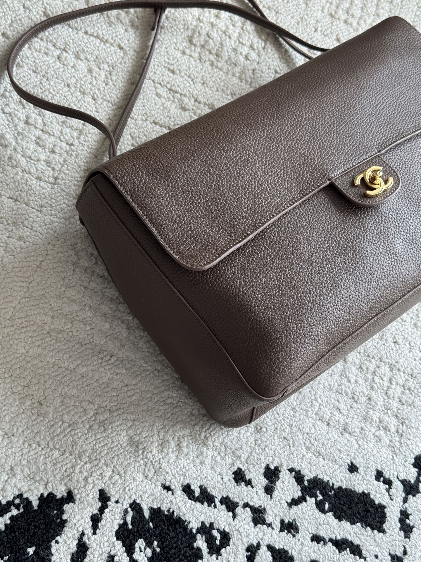 Chanel 26S CF Maxi Large Flap Bag in Taupe Grained Leather with Gold-Tone Hardware - Detail View 2