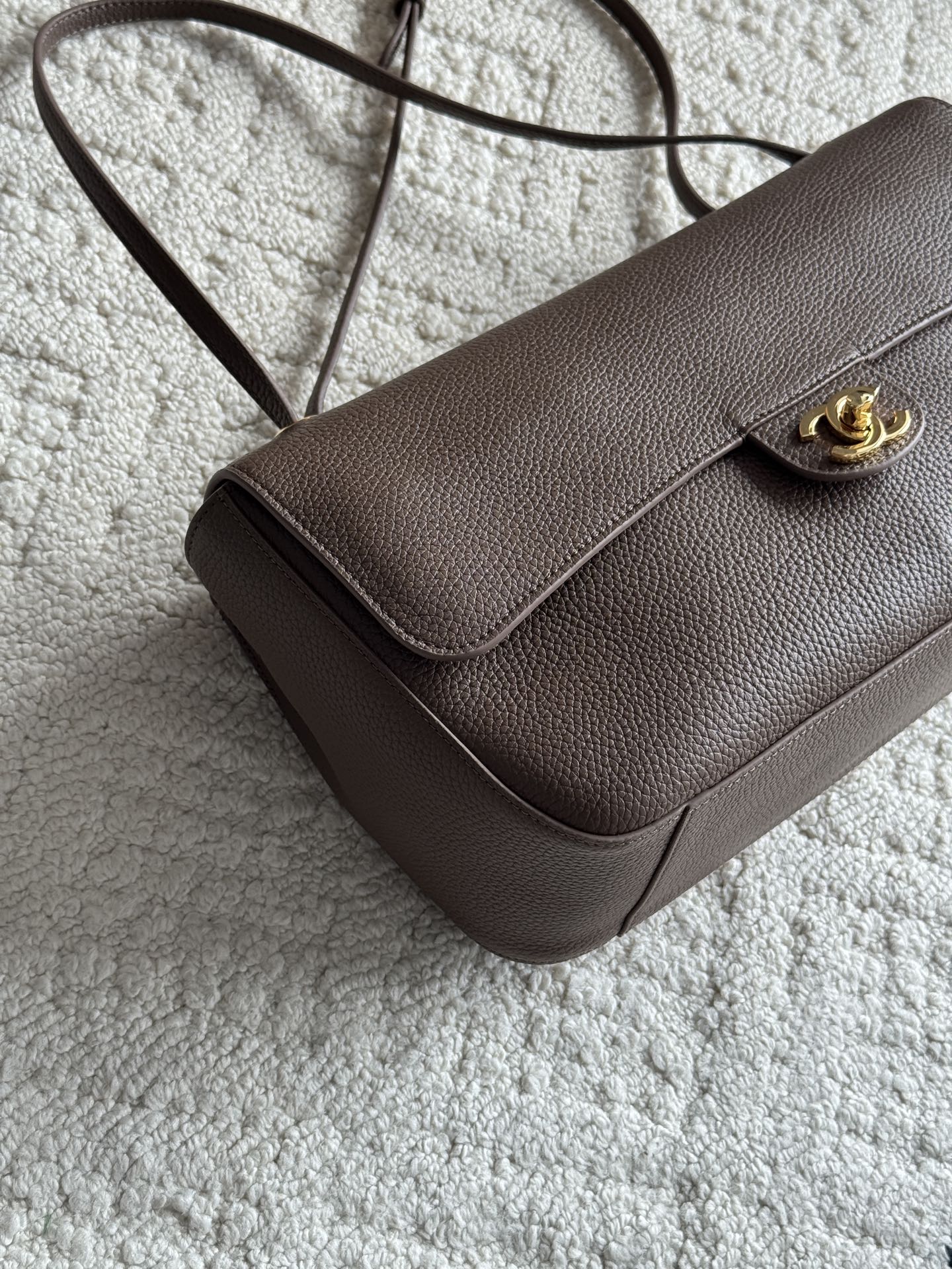 Chanel 26S CF Maxi Small Flap Bag in Taupe Grained Leather with Gold-Tone Hardware - Detail View 2