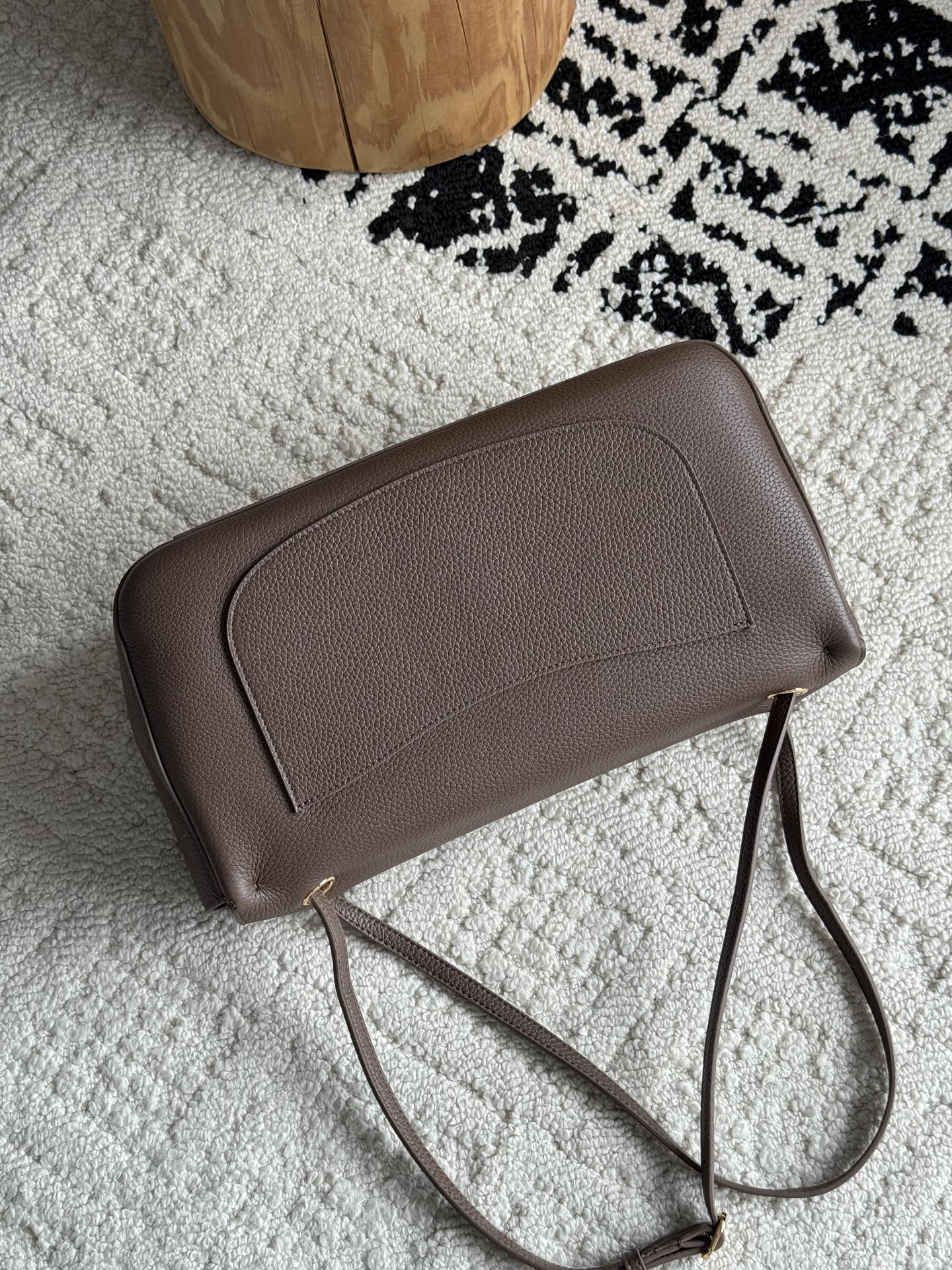 Chanel 26S CF Maxi Small Flap Bag in Taupe Grained Leather with Gold-Tone Hardware - Detail View 4