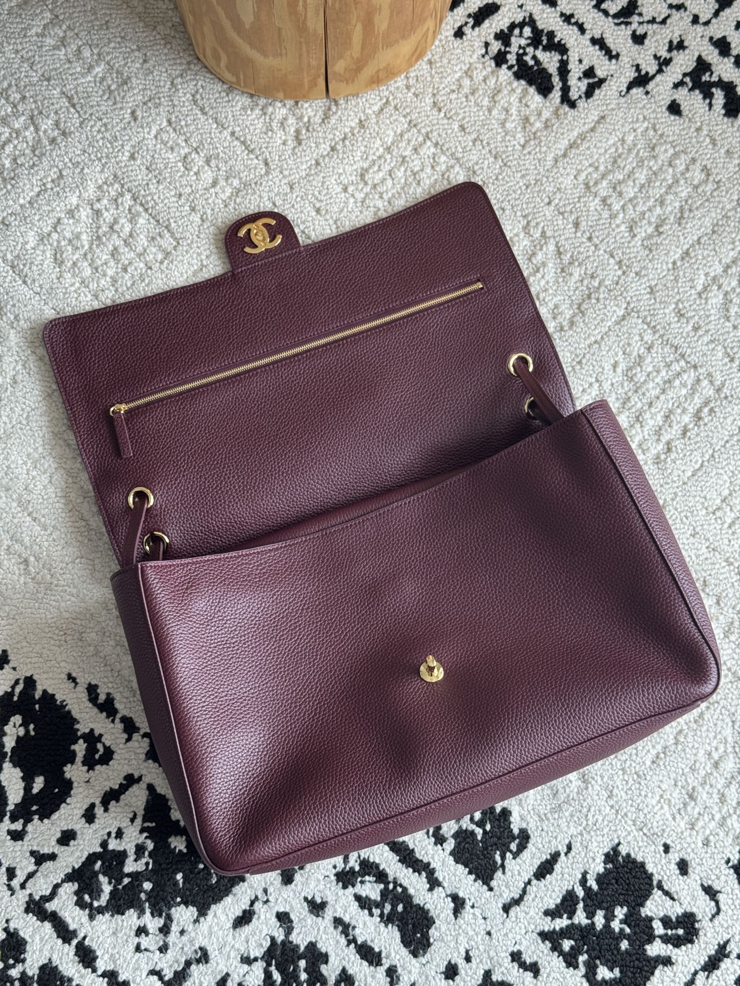 Chanel 26S CF Maxi Large Flap Bag in Burgundy Grained Leather with Gold-Tone Hardware - Detail View 5