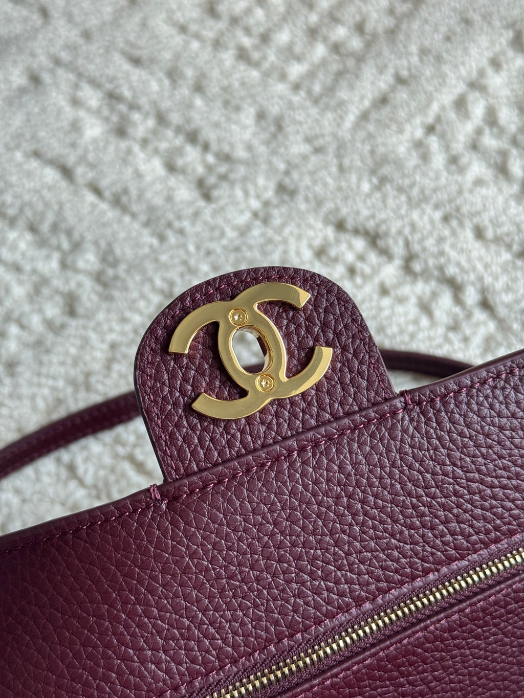 Chanel 26S CF Maxi Small Flap Bag in Burgundy Grained Leather with Gold-Tone Hardware - Detail View 6