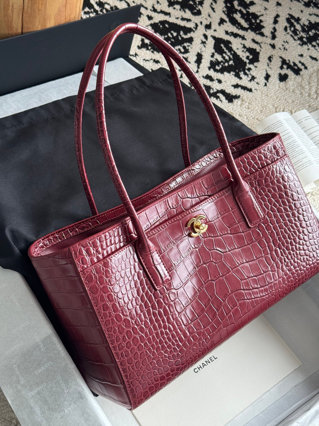 26S Cerf Tote Bag in Black Crocodile-Embossed Leather