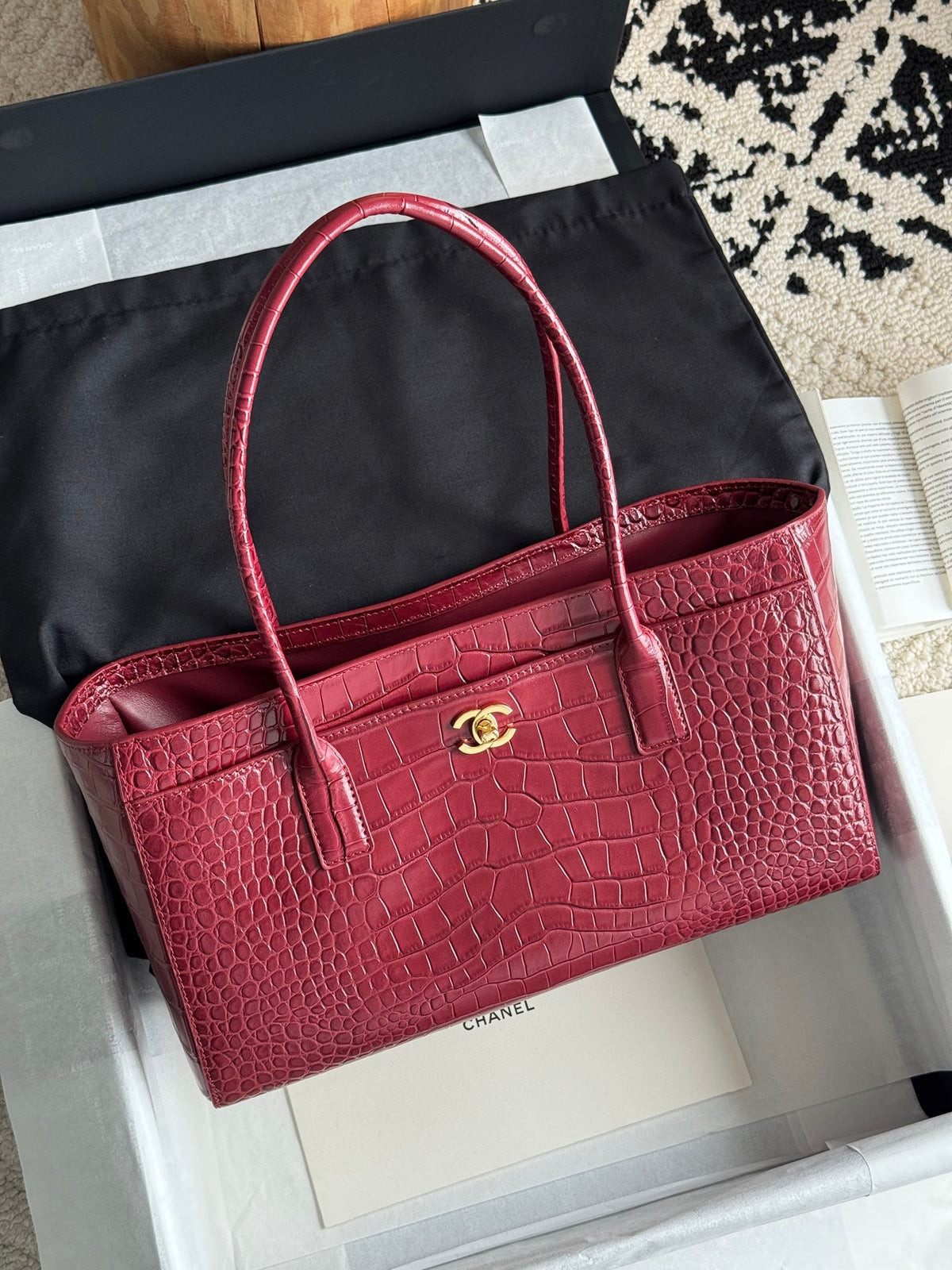 26S Cerf Tote Bag in Black Crocodile-Embossed Leather