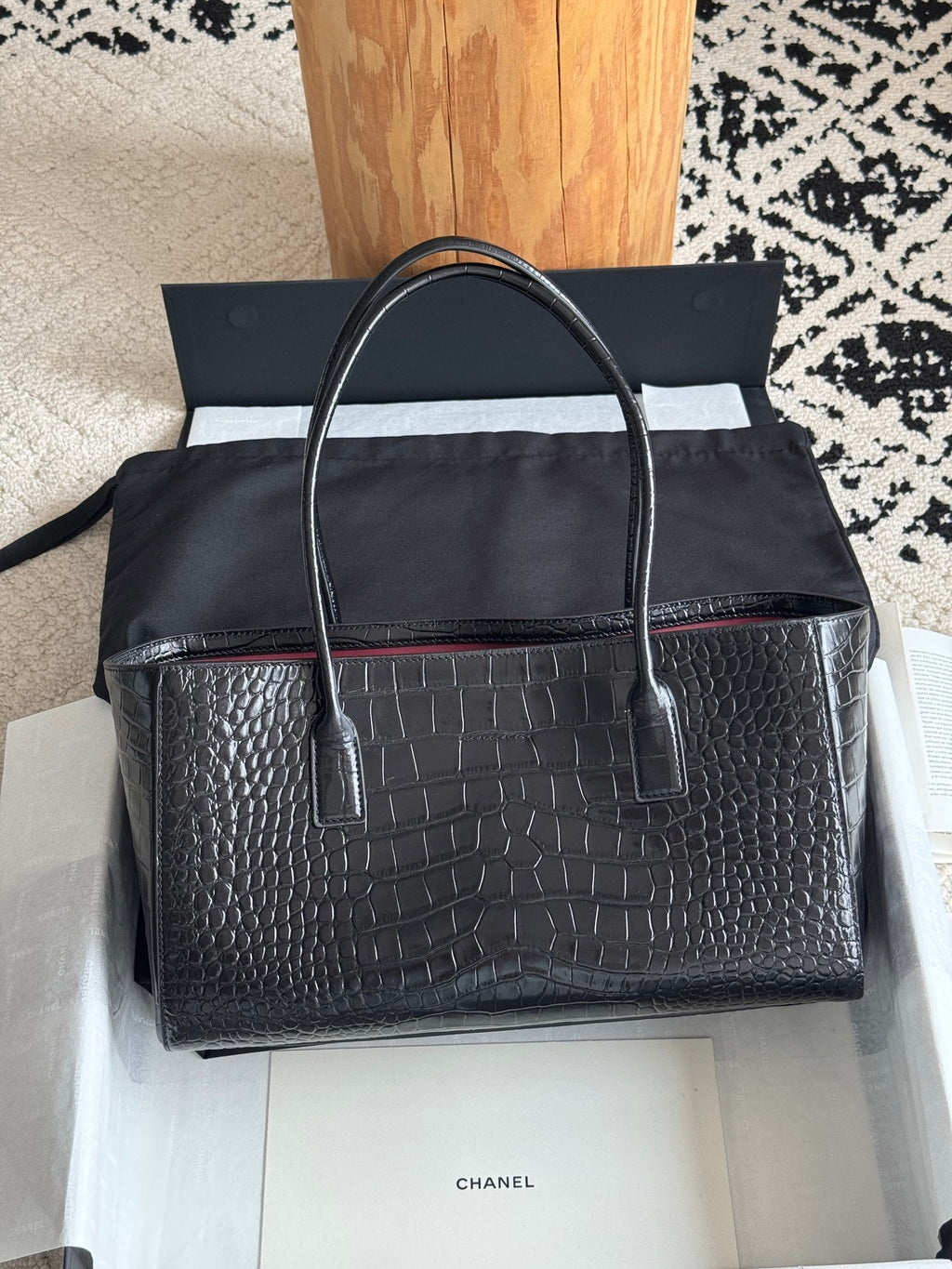 26S Cerf Tote Bag in Black Crocodile-Embossed Leather