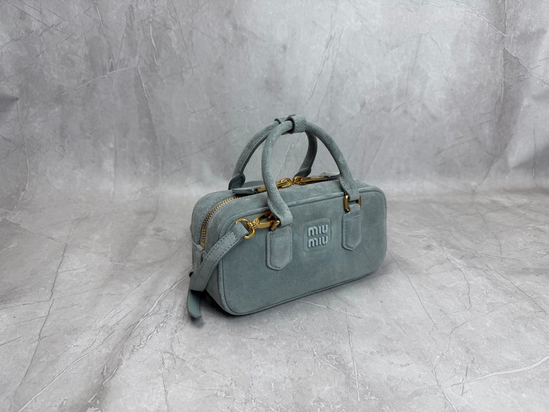 Matelassé Bowling Bag - View 3