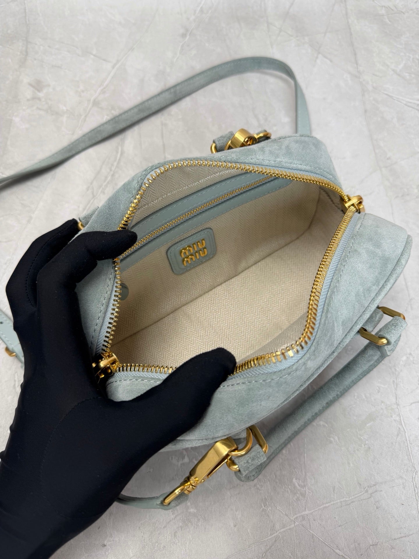 Matelassé Bowling Bag - View 8